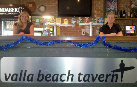 Valla Beach Tavern - Accommodation Gladstone 0