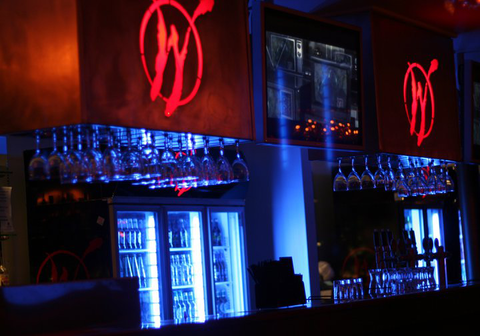 Wilkies Bar & Lounge - Accommodation Gladstone 5