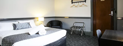 Shenanigans At The Imperial - Accommodation Gladstone 1
