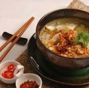 S & I Thai - Accommodation Gladstone 3