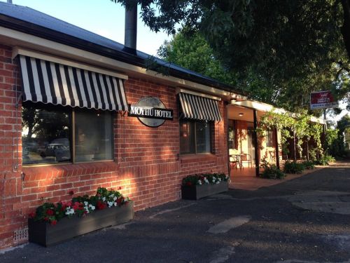 Myrrhee VIC Accommodation Gladstone