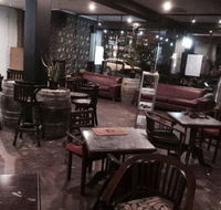 Luxor Bar - Accommodation Gladstone