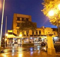 Amaroo Hotel - Accommodation Gladstone