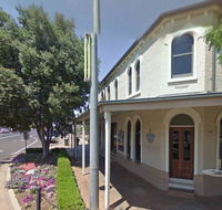 Milestone Hotel - Accommodation Gladstone