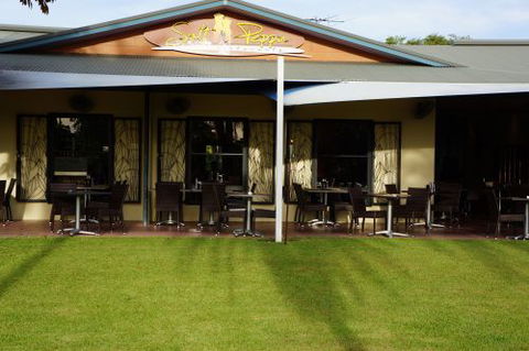 Saltnpeppa Cafe Ristorante - Accommodation Gladstone 0