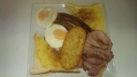Glendon Street Cafe - Accommodation Gladstone 2