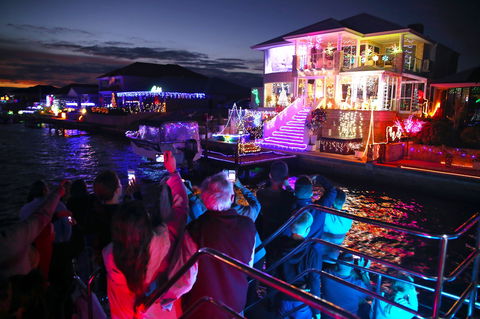 Christmas Lights Cruise - Accommodation Gladstone 0