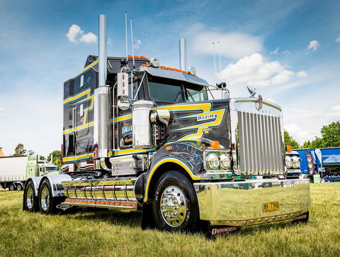 Dane Ballinger Memorial Truck Show - Accommodation Gladstone 1