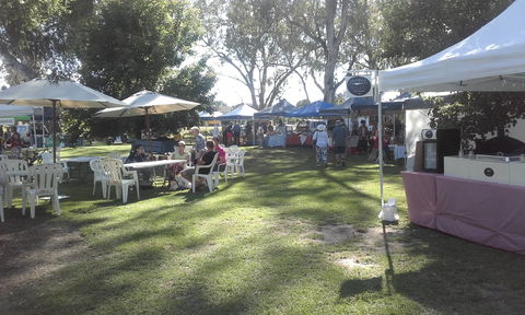 Euroa Village Farmers' Market - Accommodation Gladstone 1