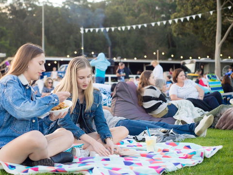 Eat Street Bulli - Accommodation Gladstone 0