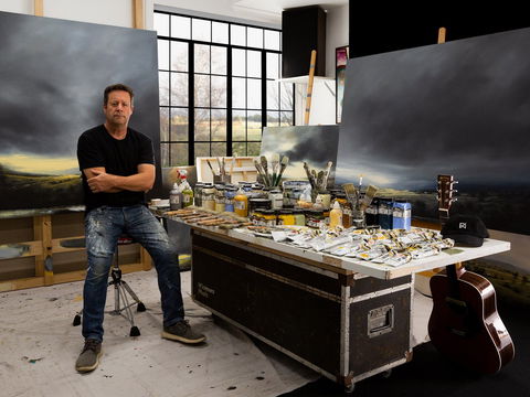 Peter Watts: A Moment In Time – In Paint - Accommodation Gladstone 0