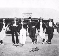 Re-Discovering Ginninderra - Accommodation Gladstone