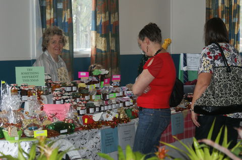 Twilight Markets At East Kurrajong - Accommodation Gladstone 2