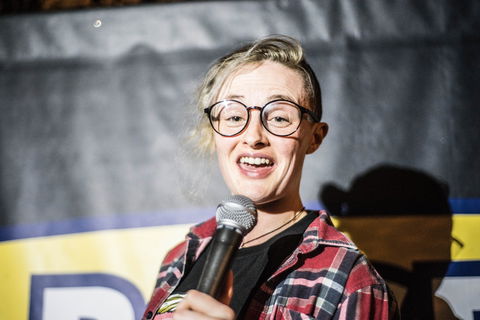Based Comedy At Last Night On Earth - Accommodation Gladstone 0