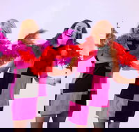 Swinging 60's Show  The Retro Girls