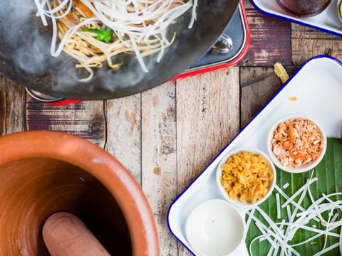 Thai Masterclass - Pad Thai - Accommodation Gladstone 0