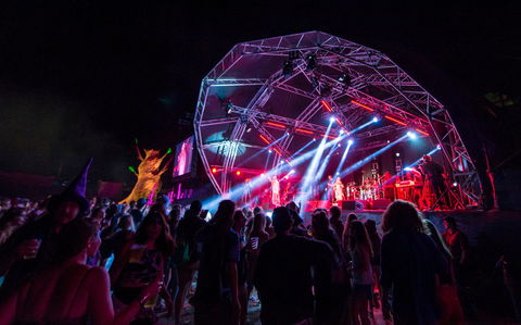 Woodford Folk Festival - Accommodation Gladstone 6