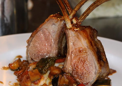 Sevardi Cucina - Accommodation Gladstone 4