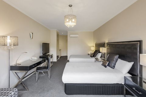 The Carrington Hotel Shepparton - Accommodation Gladstone 5