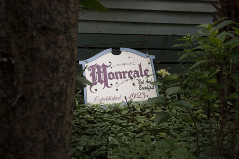 Cottages At Monreale - Accommodation Gladstone 0