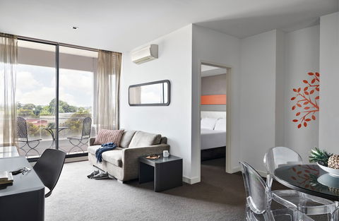 Melbourne Dandenong Central Apartment - Accommodation Gladstone 5