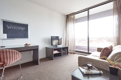 Melbourne Dandenong Central Apartment - Accommodation Gladstone 3