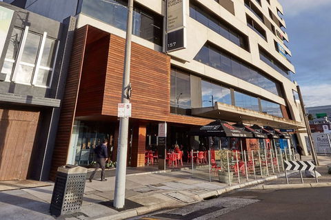 Melbourne Dandenong Central Apartment - Accommodation Gladstone 1