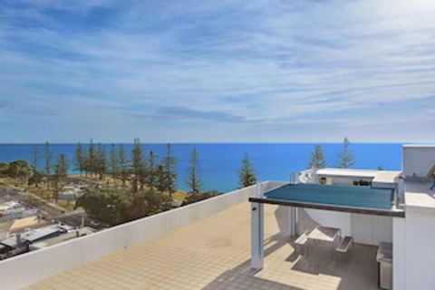 Scarborough Beach Resort - Accommodation Gladstone 0