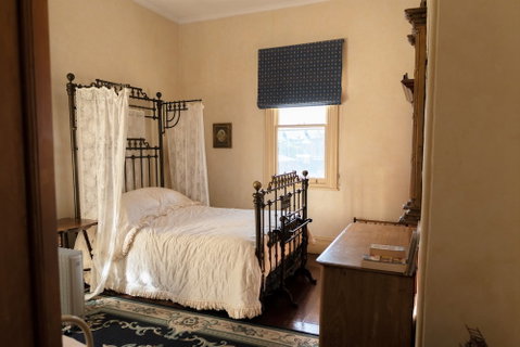 Fire Station Inn - Accommodation Gladstone 4