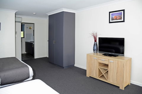 Tamar River Villas - Accommodation Gladstone 4