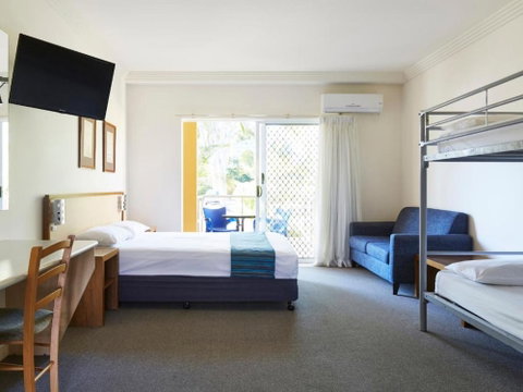 NRMA Treasure Island Holiday Resort - Accommodation Gladstone 3