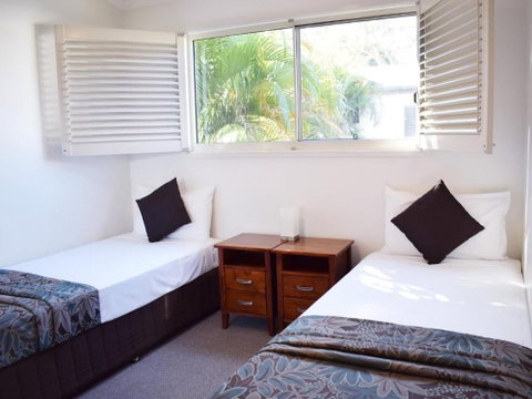 NRMA Treasure Island Holiday Resort - Accommodation Gladstone 2