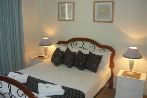 Sails Resort On Golden Beach - Accommodation Gladstone 6