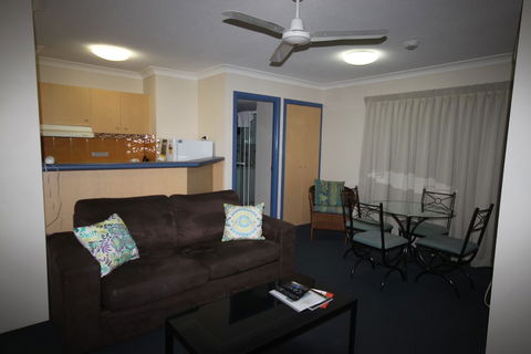 Aruba Beach Resort - Accommodation Gladstone 6