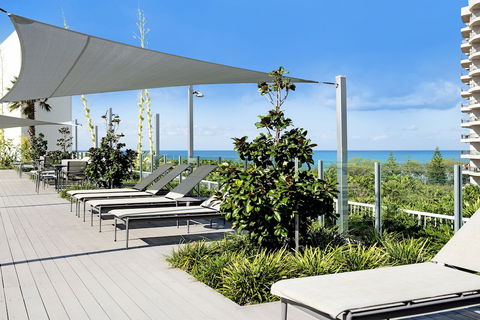 ULTIQA Air On Broadbeach - Accommodation Gladstone 4