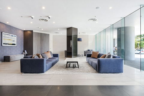 ULTIQA Air On Broadbeach - Accommodation Gladstone 6