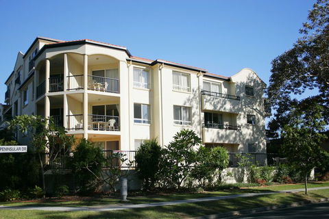 Sunset Island Resort - Accommodation Gladstone 2