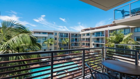 Swell Resort Burleigh Beach - Accommodation Gladstone 5