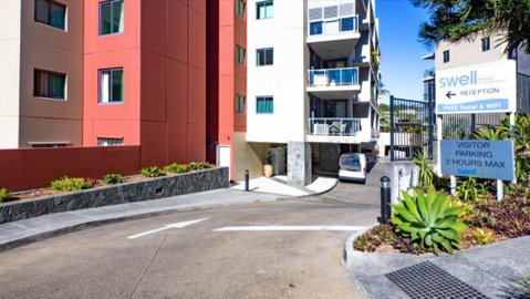 Swell Resort Burleigh Beach - Accommodation Gladstone 1