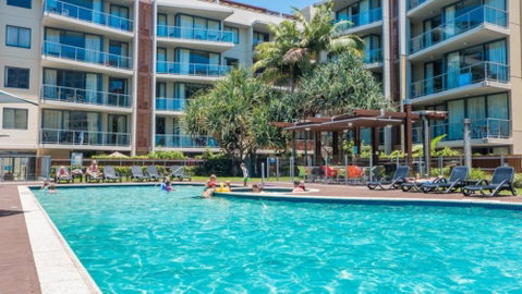 Swell Resort Burleigh Beach - Accommodation Gladstone 4