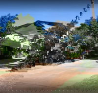 Bluestone Motor Inn - Accommodation Gladstone