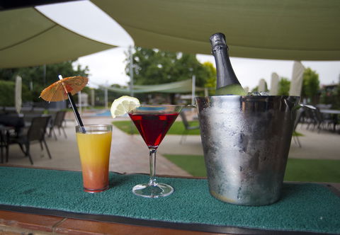 Alzburg Resort - Accommodation Gladstone 6