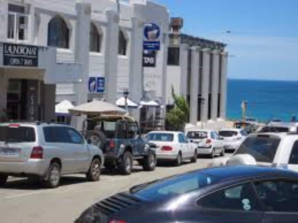 Peppermint Grove WA Accommodation Gladstone