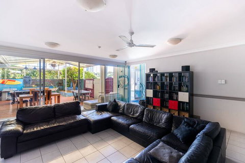 Aquarius Gold Coast - Accommodation Gladstone 2
