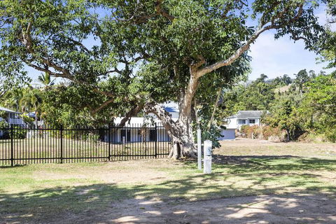 Tasman Holiday Parks - Airlie Beach - Accommodation Gladstone 3