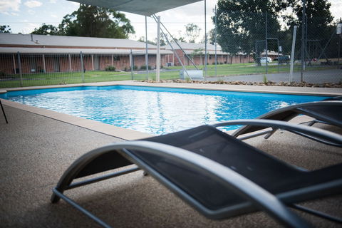 Cadell On The Murray Motel Resort - Accommodation Gladstone 3