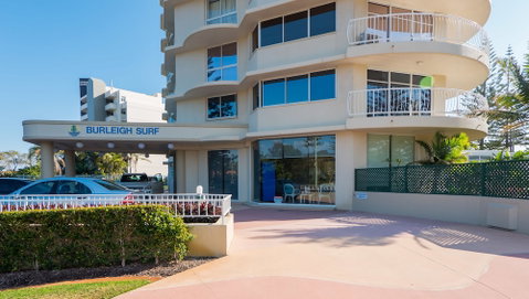 Burleigh Surf Apartments - Accommodation Gladstone 4