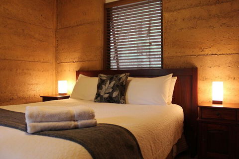 Marima Cottages - Accommodation Gladstone 4
