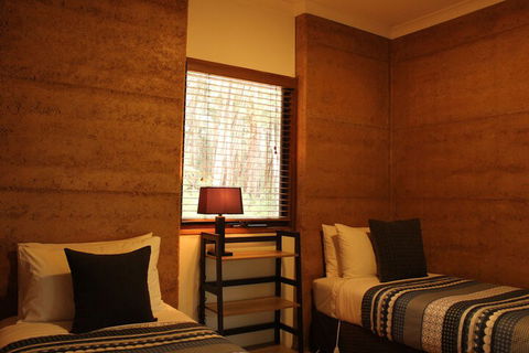 Marima Cottages - Accommodation Gladstone 5
