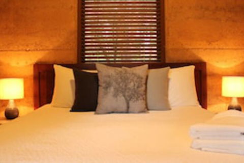 Marima Cottages - Accommodation Gladstone 0